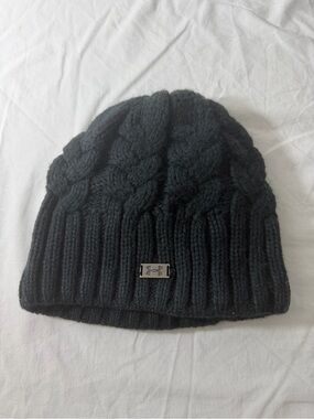 Under Armour Blue Cable Knit Beanie with Metal Logo